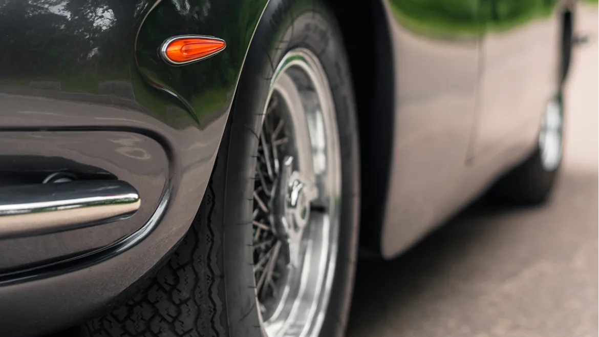 Lamborghini 400 GT 2+2